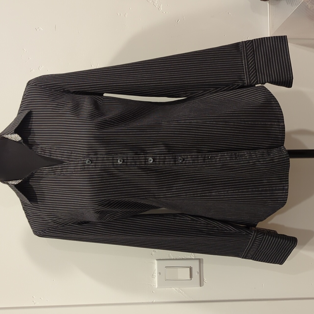 Express Black With White Pinstripes Fitted Button-Down Shirt